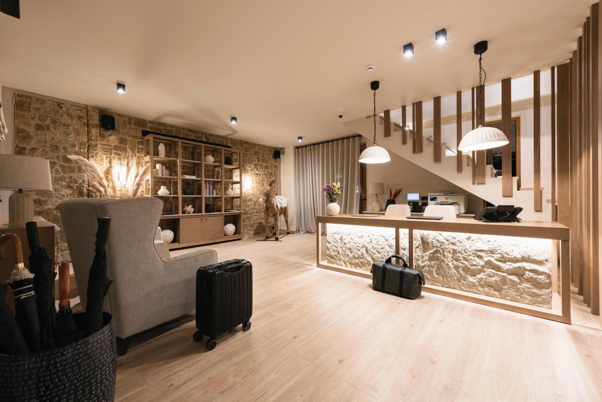 Revi Mountain Resort Boutique Hotel Kalavryta Buitenkant foto